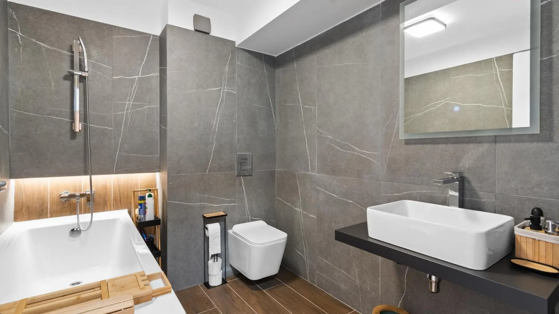 Apartamento Noa Boutique Beautiful Penthouse With Private Parking Bucarest