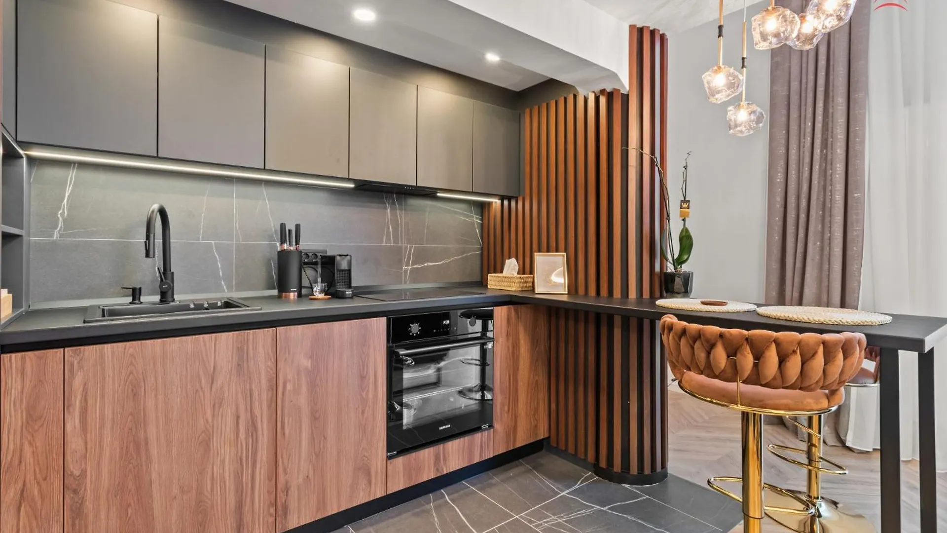 ブカレストNoa Boutique Beautiful Penthouse With Private Parkingアパートメント 0*, ブカレスト